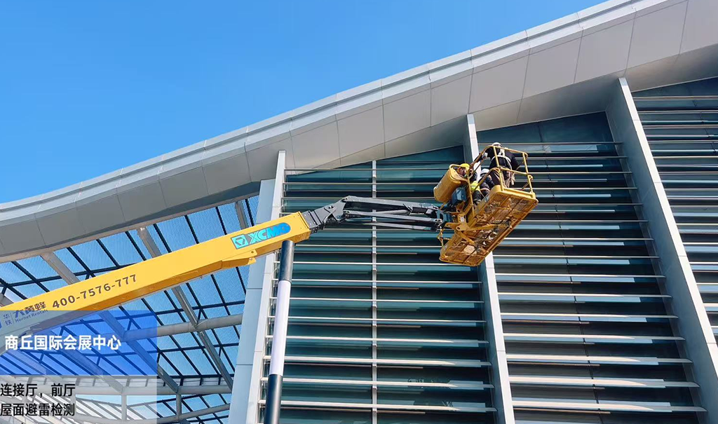 4d05c3064-8af9-4b87-a650-e2263c696111